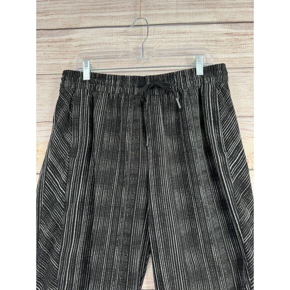 Athleta Relaxed Fit Arrival Pants Womens 14 Black Amara Striped Drawstring - Picture 3 of 10